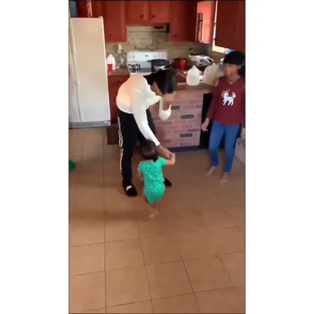 250+ ROFL Rocket Reels - Comedy Goldmine - Entertaining Short Videos for Engaging Social Reels and Fun Content Creators